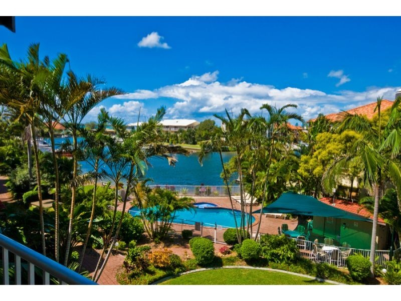 55, 22 Jennifer Avenue, Runaway Bay QLD 4216