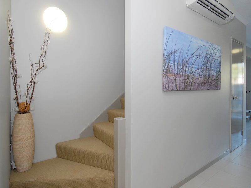 521 Varley Street, Yorkeys Knob QLD 4878