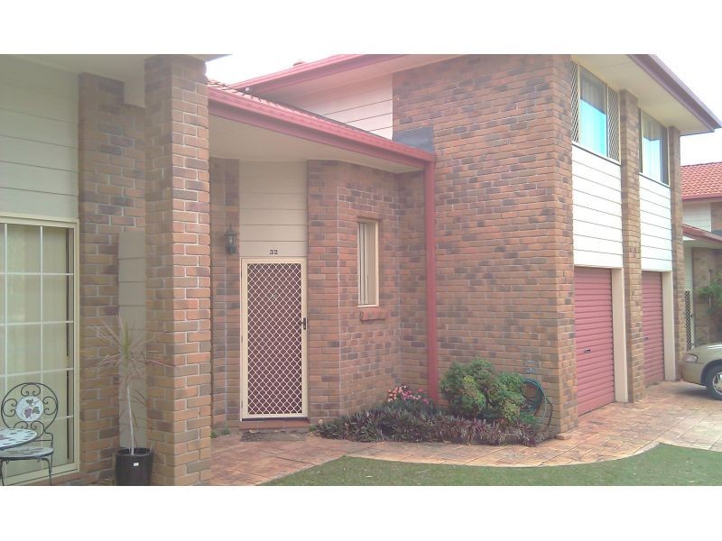 32, 1A Alison Road, Carrara QLD 4211