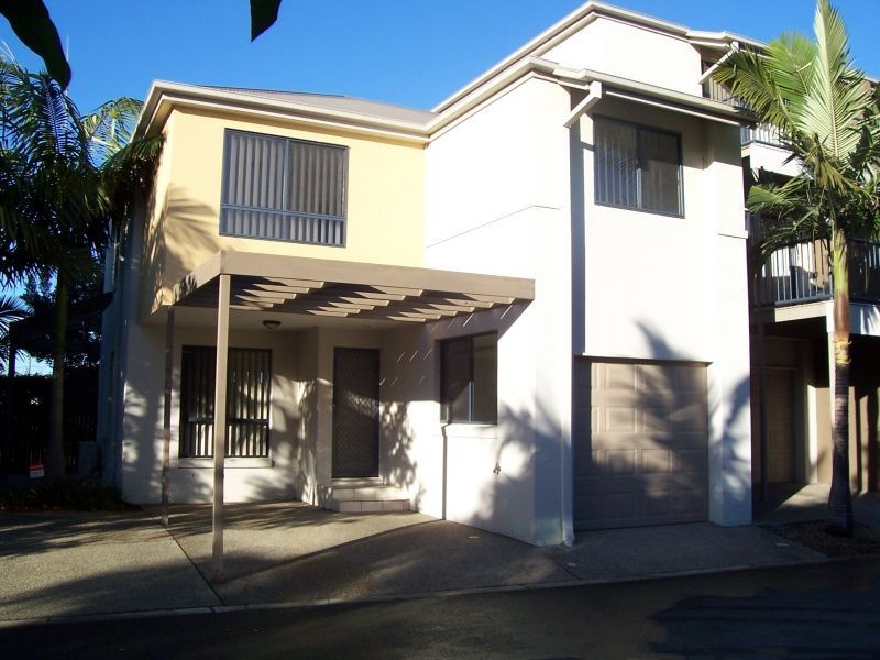 7 Bowden Street, Nerang QLD 4211