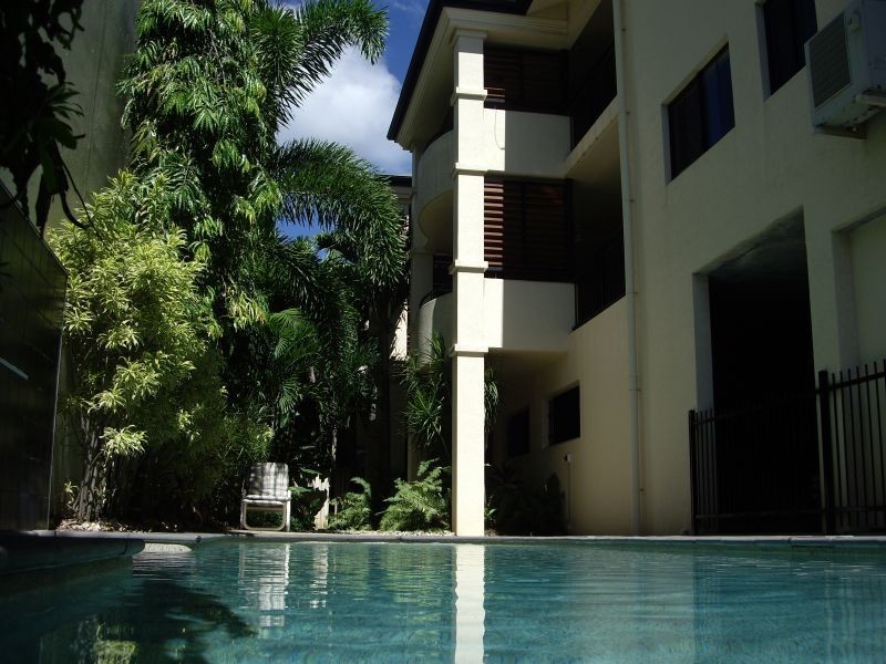 13, 79 Spence Street, Cairns QLD 4870