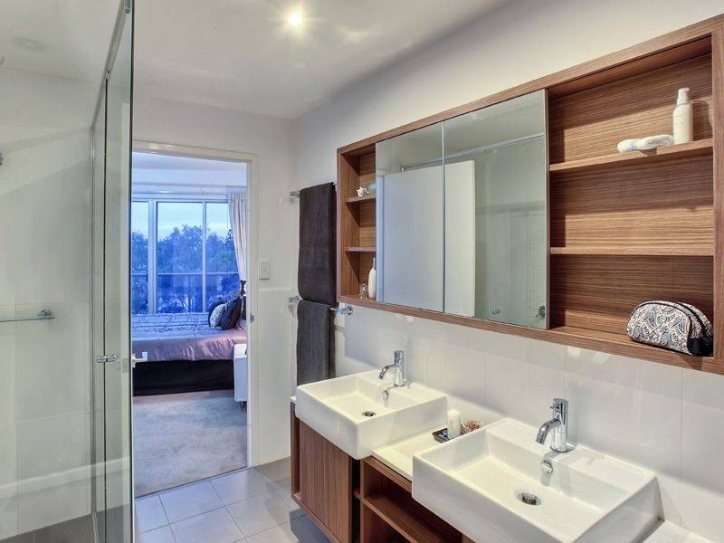 8 Dunmore Terrace, Auchenflower QLD 4066