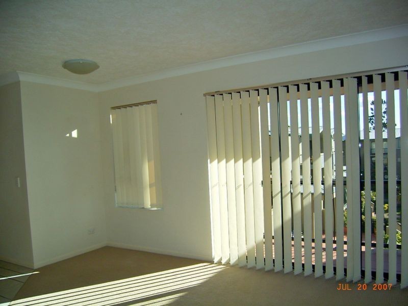 38 Labrador Street, Labrador QLD 4215