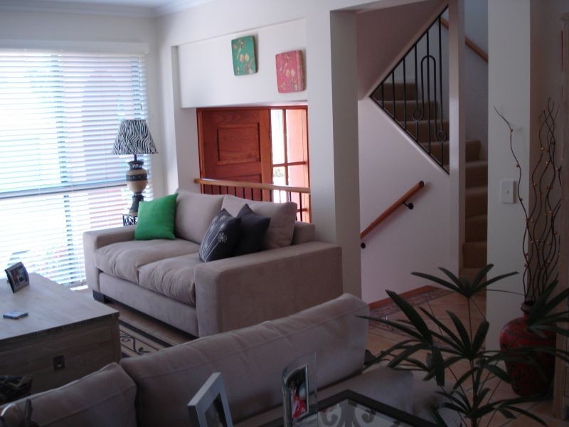 20 Fairway Drive, Clear Island Waters QLD 4226