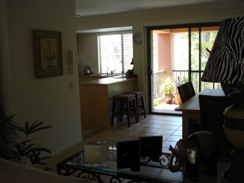 20 Fairway Drive, Clear Island Waters QLD 4226