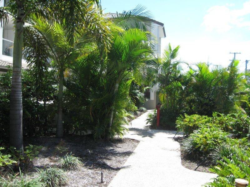 1880 Gold Coast Highway, Burleigh Heads QLD 4220