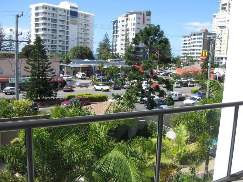 1880 Gold Coast Highway, Burleigh Heads QLD 4220