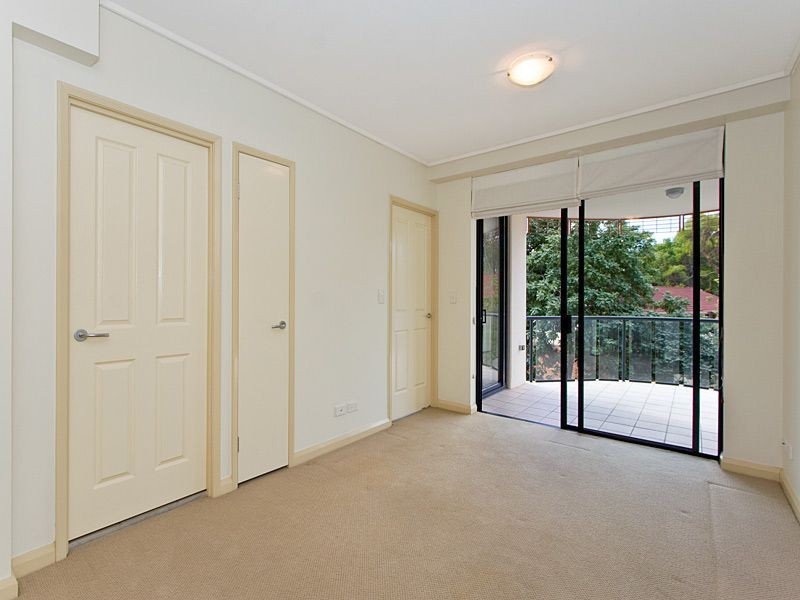 9 Sylvan Road, Toowong QLD 4066