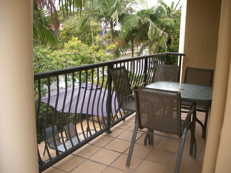 16, 16-26 Waverley Street, Southport QLD 4215