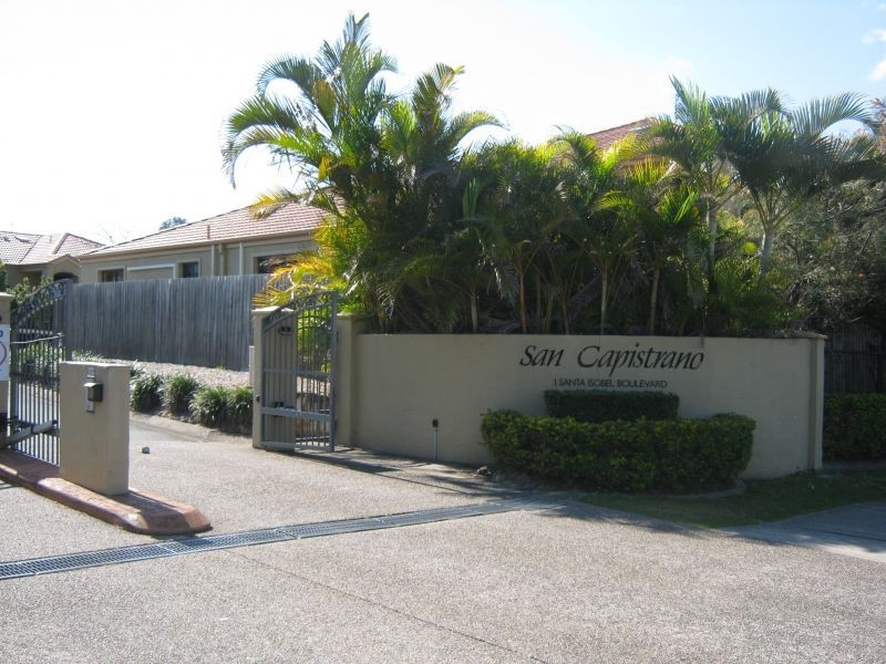 1 Santa Isobel Boulevard, Pacific Pines QLD 4211