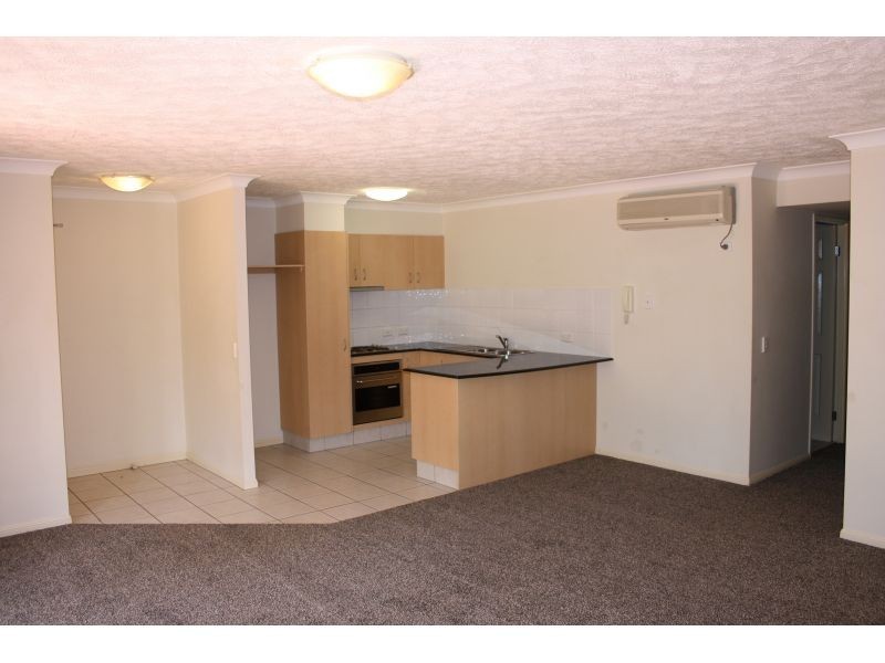 38 Labrador Street, Labrador QLD 4215