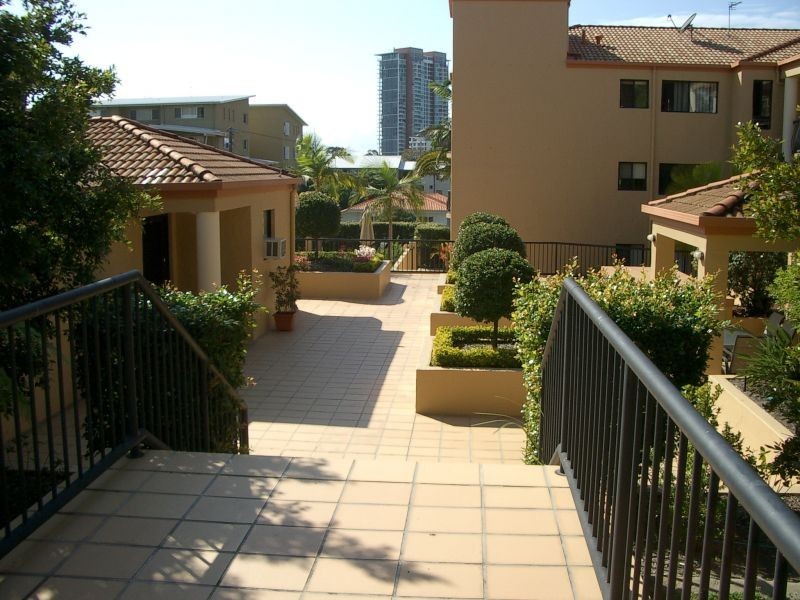 13, 16-26 Waverley Street, Southport QLD 4215