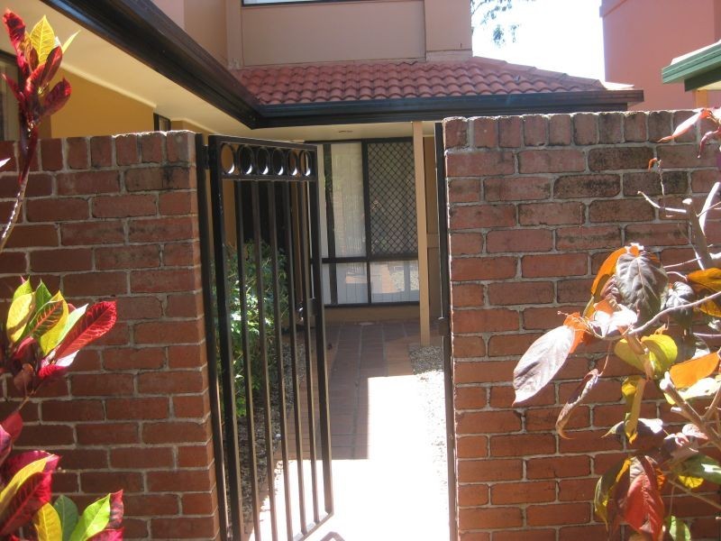 216, 125 Hansford Road, Coombabah QLD 4216