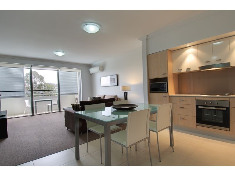 3, 19 Lake Street, Varsity Lakes QLD 4227