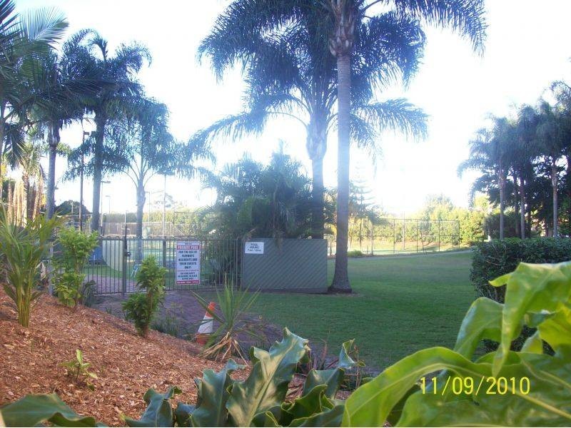 Clear Island Waters QLD 4226