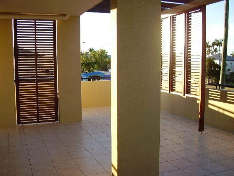 19, 95 McLeod Street, Cairns QLD 4870