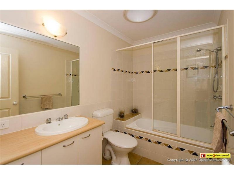 28, 316 Long Street, Graceville QLD 4075