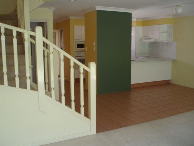 152 Palm Meadows Drive, Carrara QLD 4211