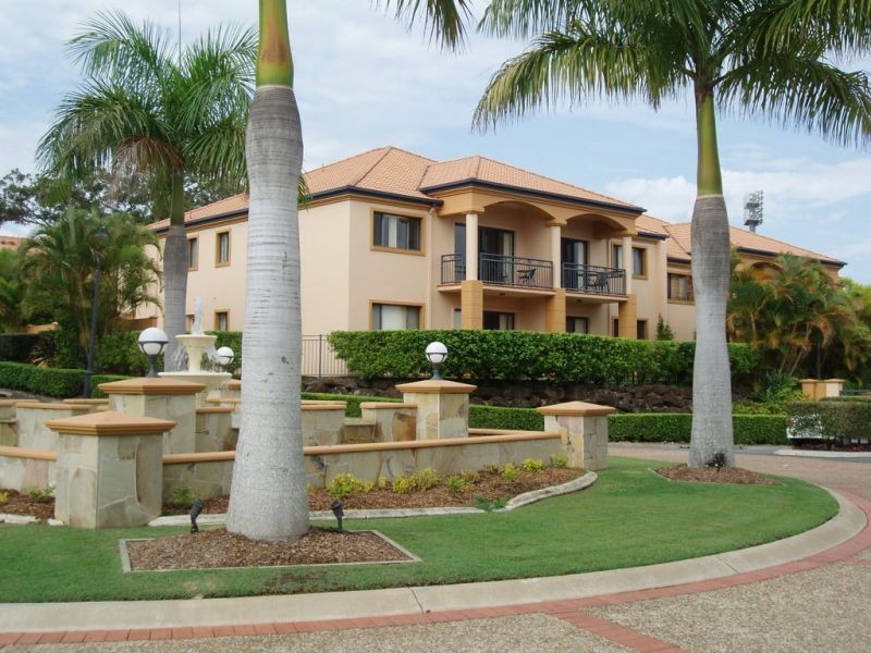 85 Palm Meadows Drive, Carrara QLD 4211