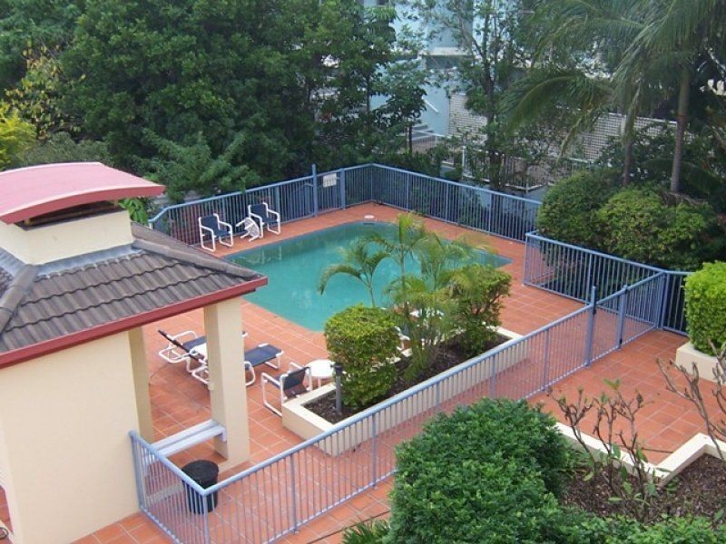 14, 416 Marine Parade, Biggera Waters QLD 4216