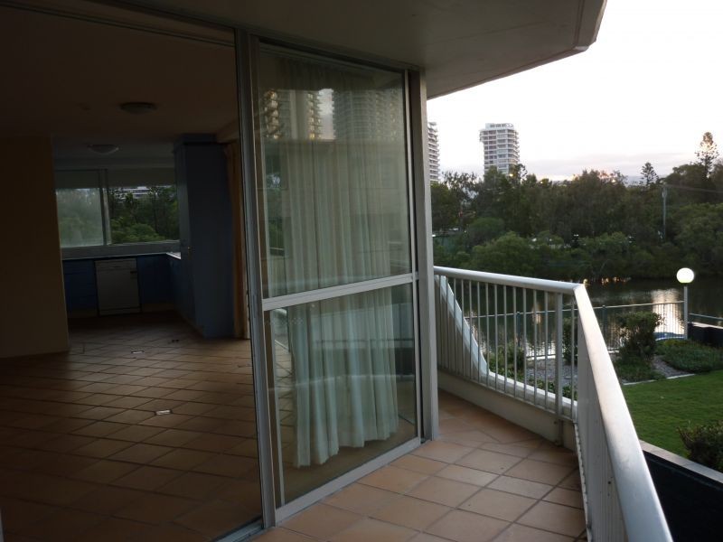 5, 3494 Main Beach Parade, Main Beach QLD 4217