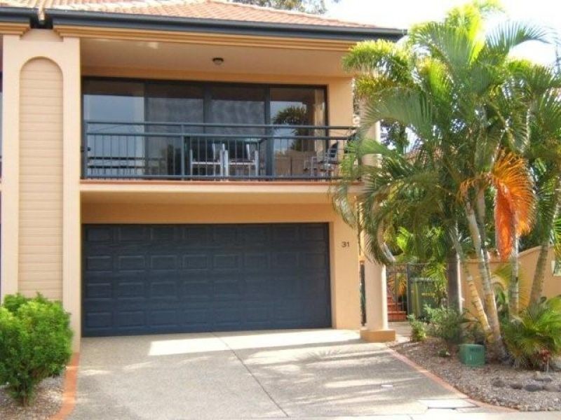 85 Palm Meadows Drive, Carrara QLD 4211
