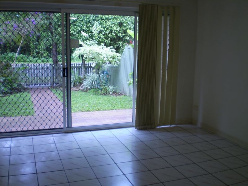 2, 203 Mayers Street, Cairns QLD 4870