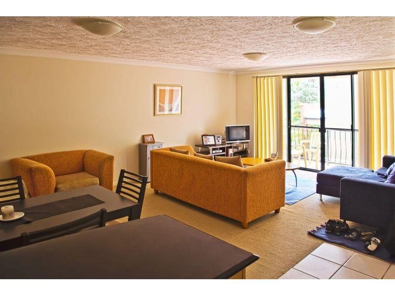 38 Labrador Street, Labrador QLD 4215