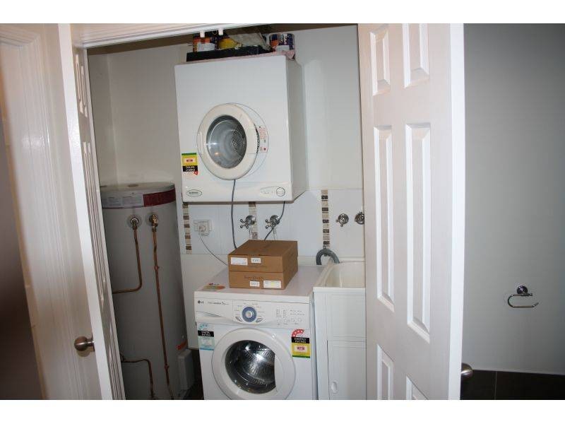 38 Labrador Street, Labrador QLD 4215