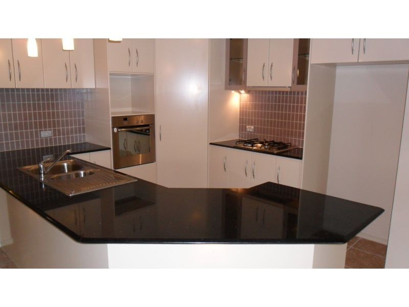 1 The Vistas Drive, Carrara QLD 4211