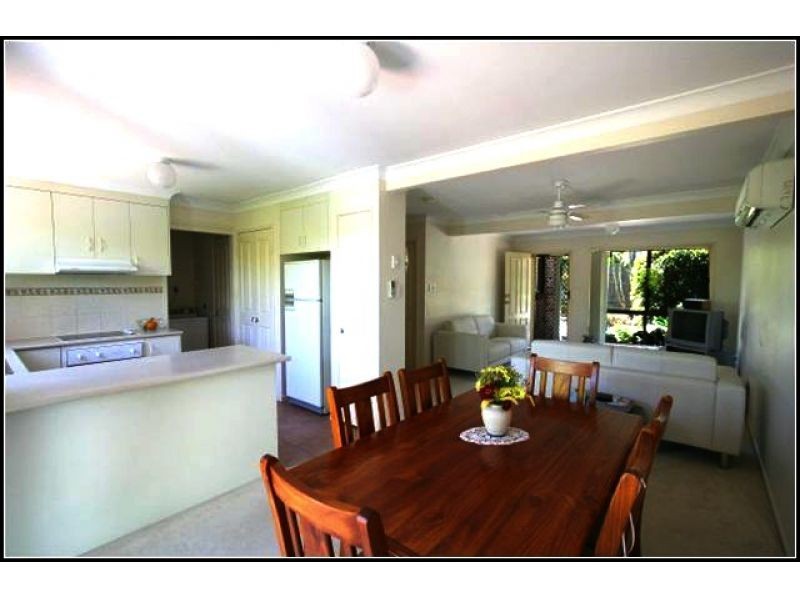 670 Trouts Road, Aspley QLD 4034