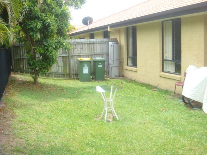 20 Brown Street, Labrador QLD 4215