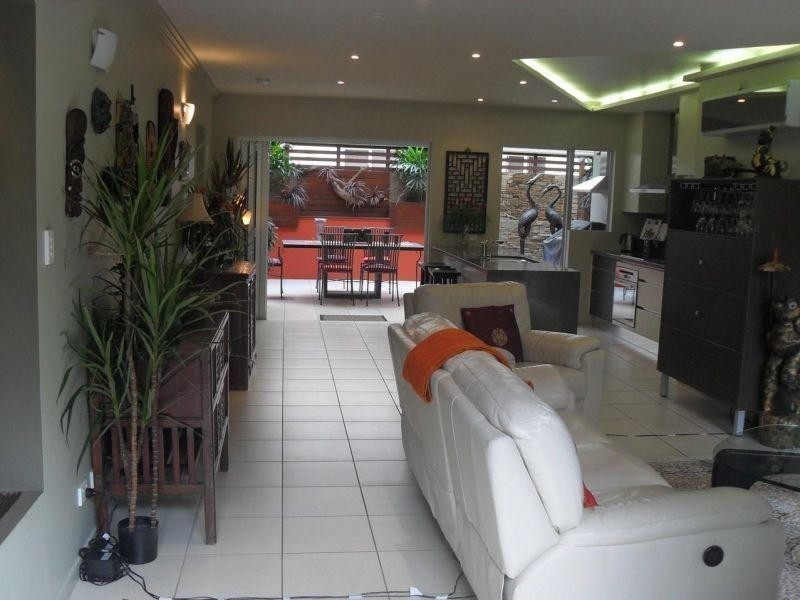 79 Spence Street, Cairns QLD 4870