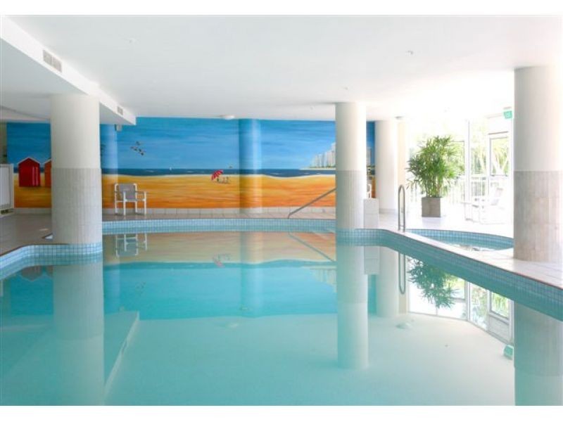 19, 11-17 Hughes Avenue, Main Beach QLD 4217