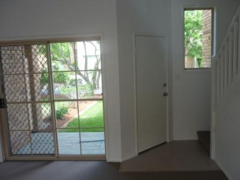 25, 1A Alison Road, Carrara QLD 4211