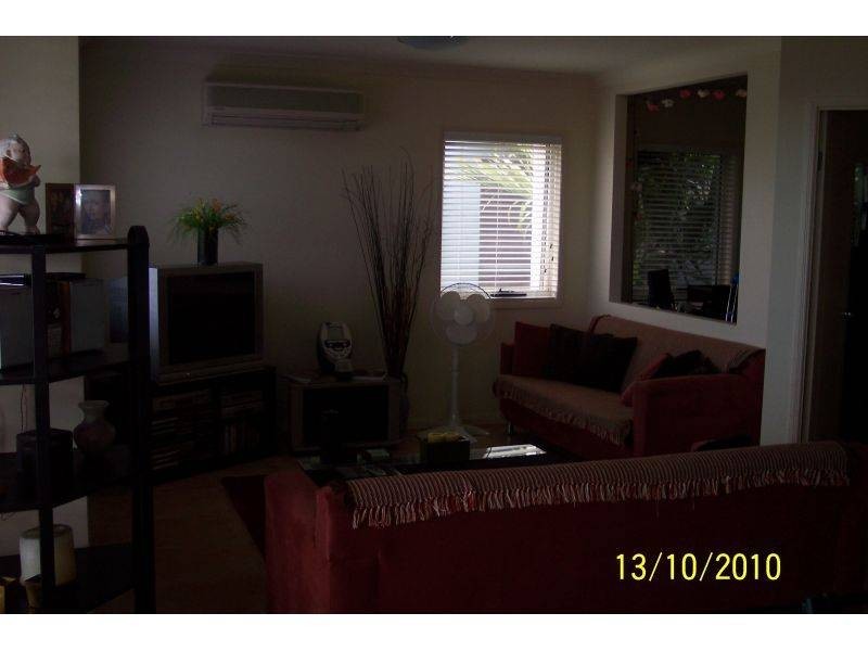 1 The Cove Crescent, Carrara QLD 4211