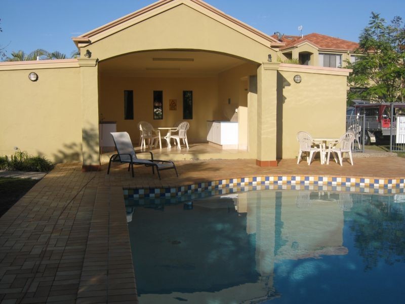 1 Santa Isobel Boulevard, Pacific Pines QLD 4211
