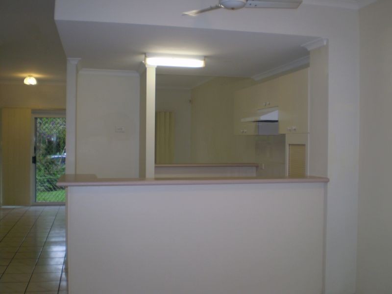 2, 203 Mayers Street, Cairns QLD 4870