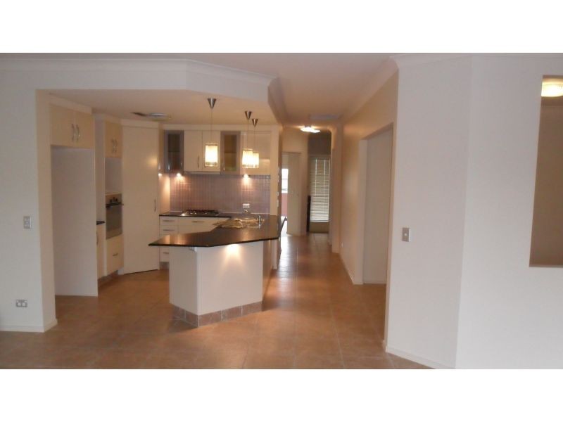 2154, 1 The Vistas Drive, Carrara QLD 4211