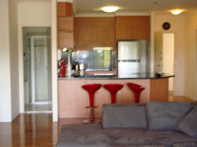 24 Slayter Avenue, Bundall QLD 4217