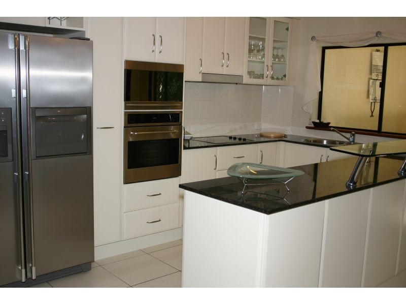 79 Spence Street, Cairns QLD 4870