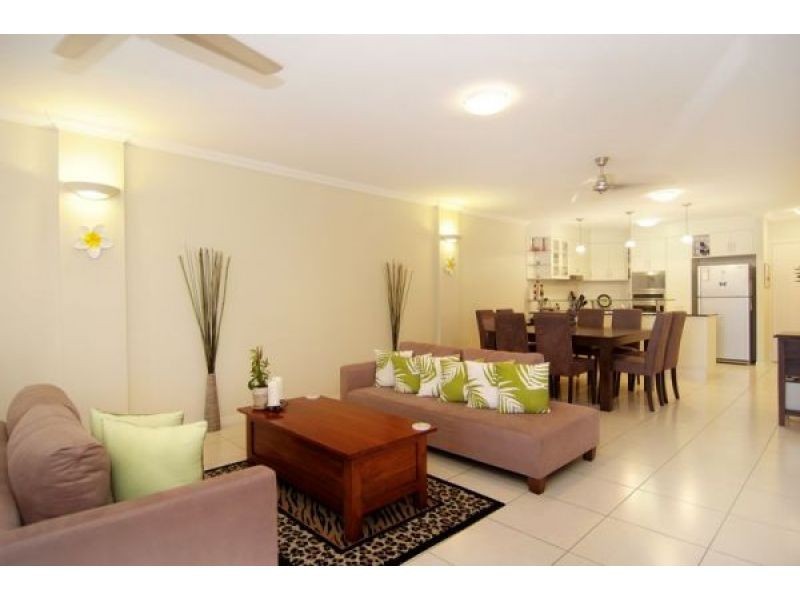 79 Spence Street, Cairns QLD 4870