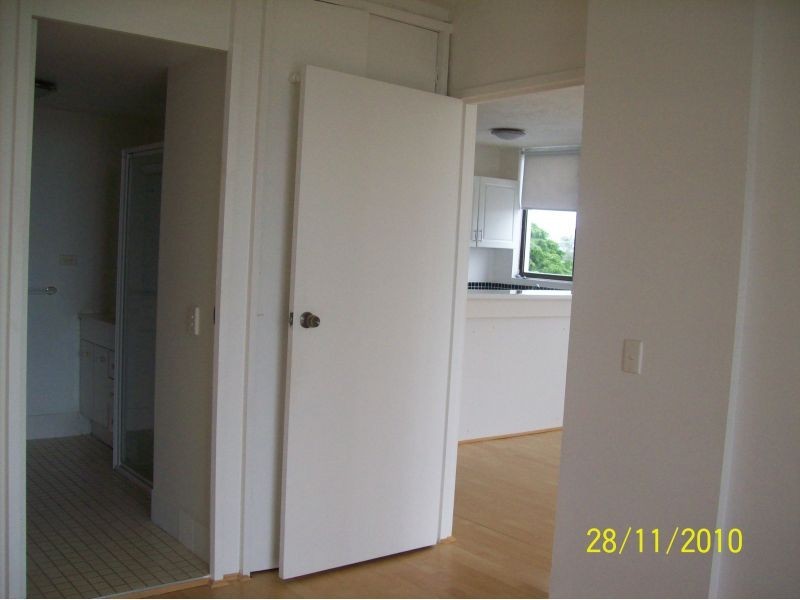 11-13 Fairway Drive, Clear Island Waters QLD 4226