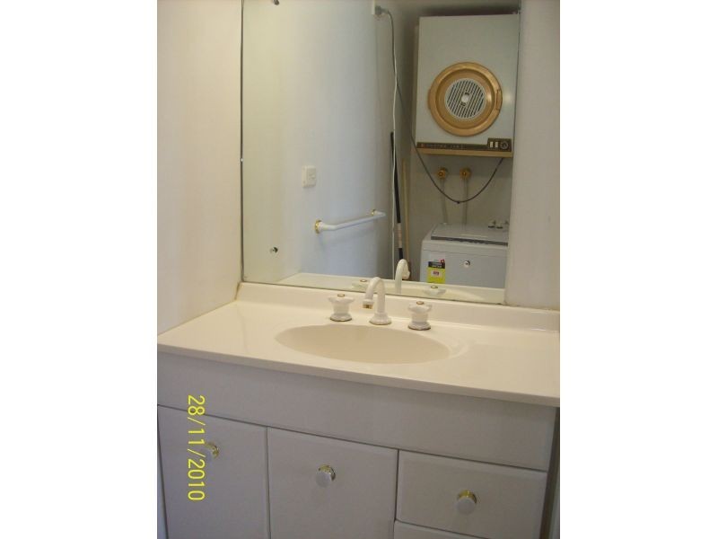11-13 Fairway Drive, Clear Island Waters QLD 4226