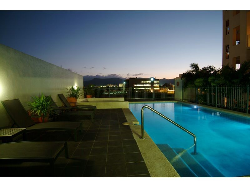 79 Spence Street, Cairns QLD 4870
