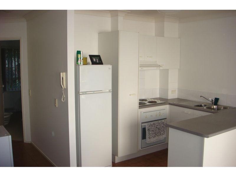 12/416 Marine Parade, Biggera Waters QLD 4216