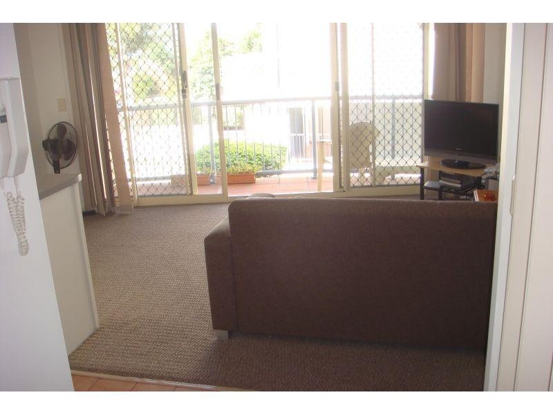 12/416 Marine Parade, Biggera Waters QLD 4216