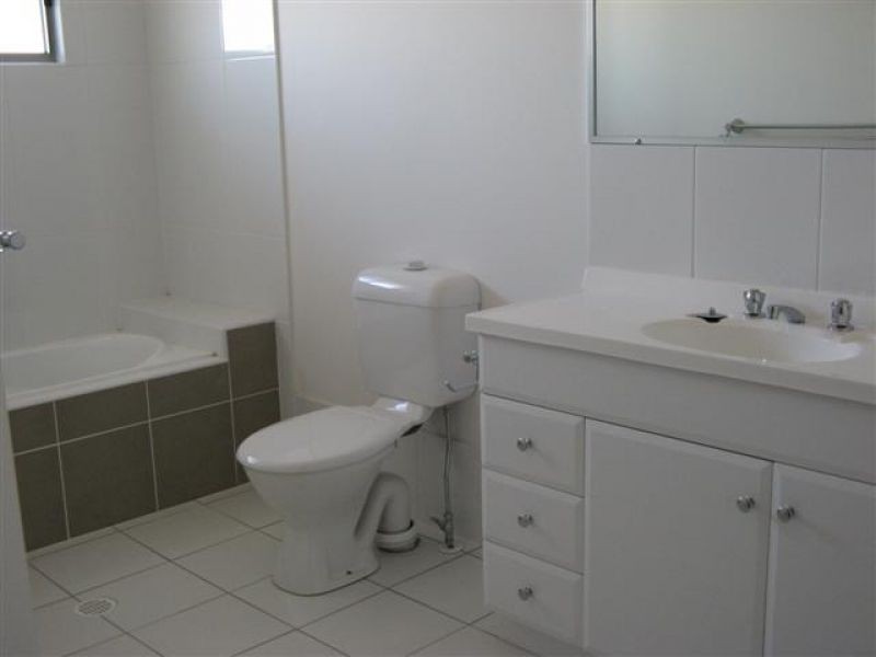 33, 113 Castle Hill Drive, Murrumba Downs QLD 4503