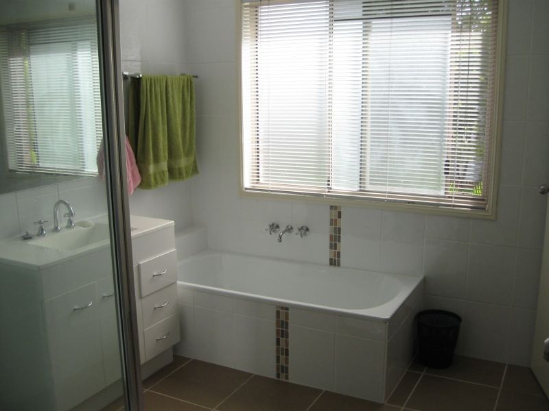 601 Pine Ridge Road, Biggera Waters QLD 4216