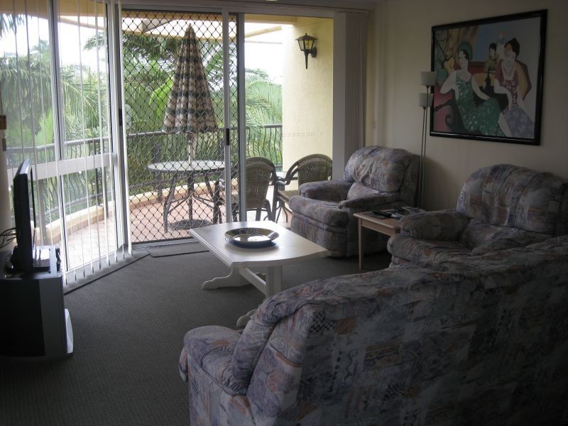 7, 41a Broadwater Street, Runaway Bay QLD 4216